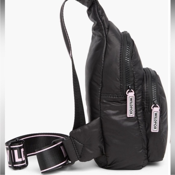 NWT WILDFOX Sling Logo Shoulder Bag Black/Pink. - Picture 5 of 14